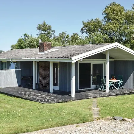Holiday home Trillebo Humble